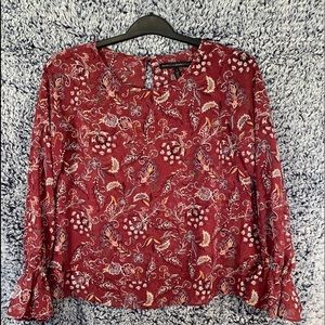 White House black Market top